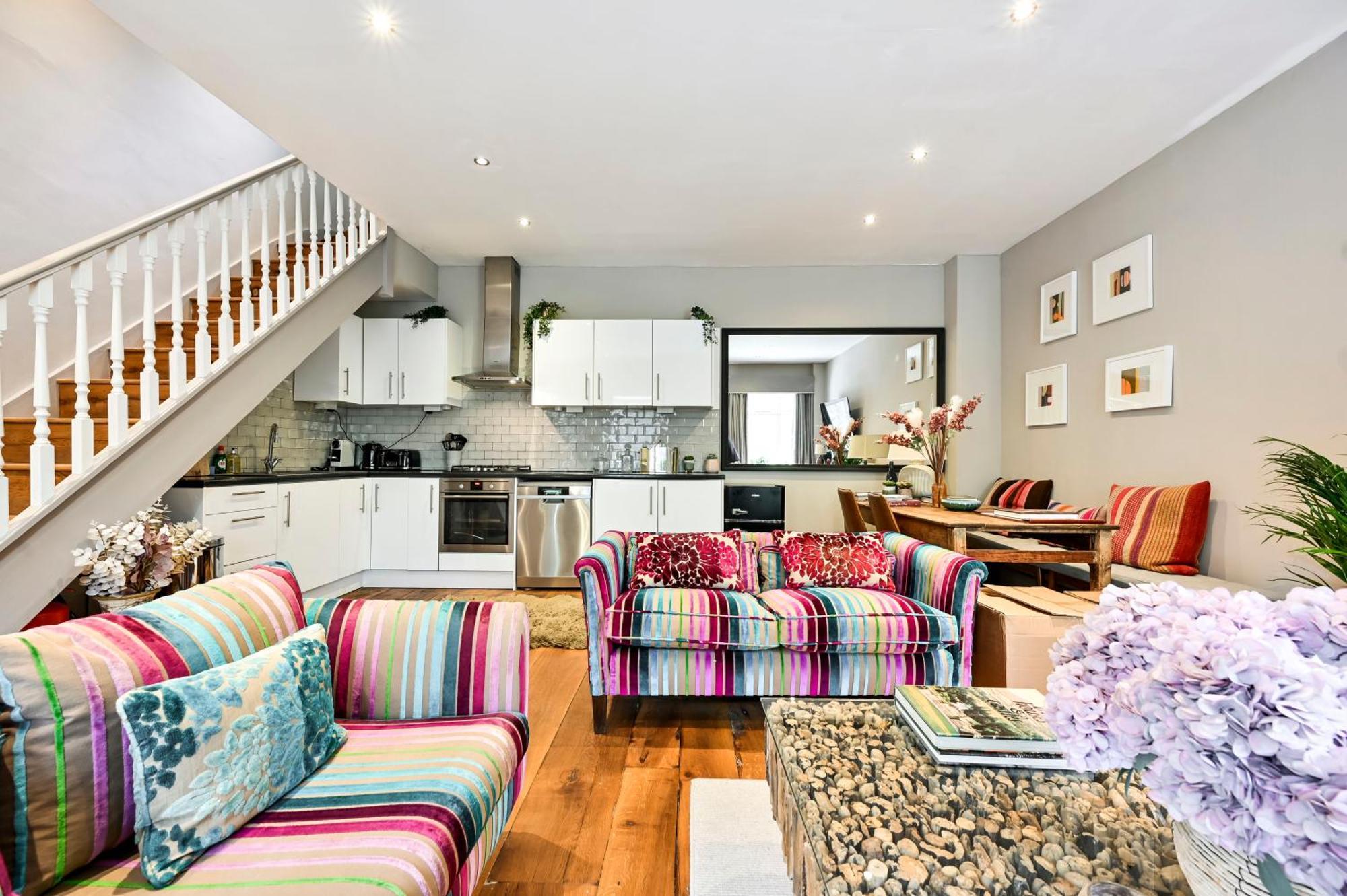 Magnificent 2 Bed Hyde Park Mews House Appartement Londres